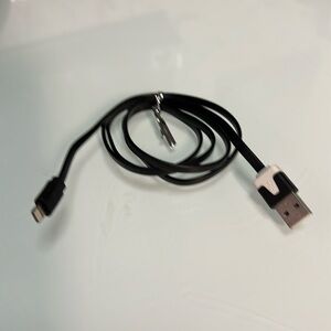iPhone 38 inch black lightening charger